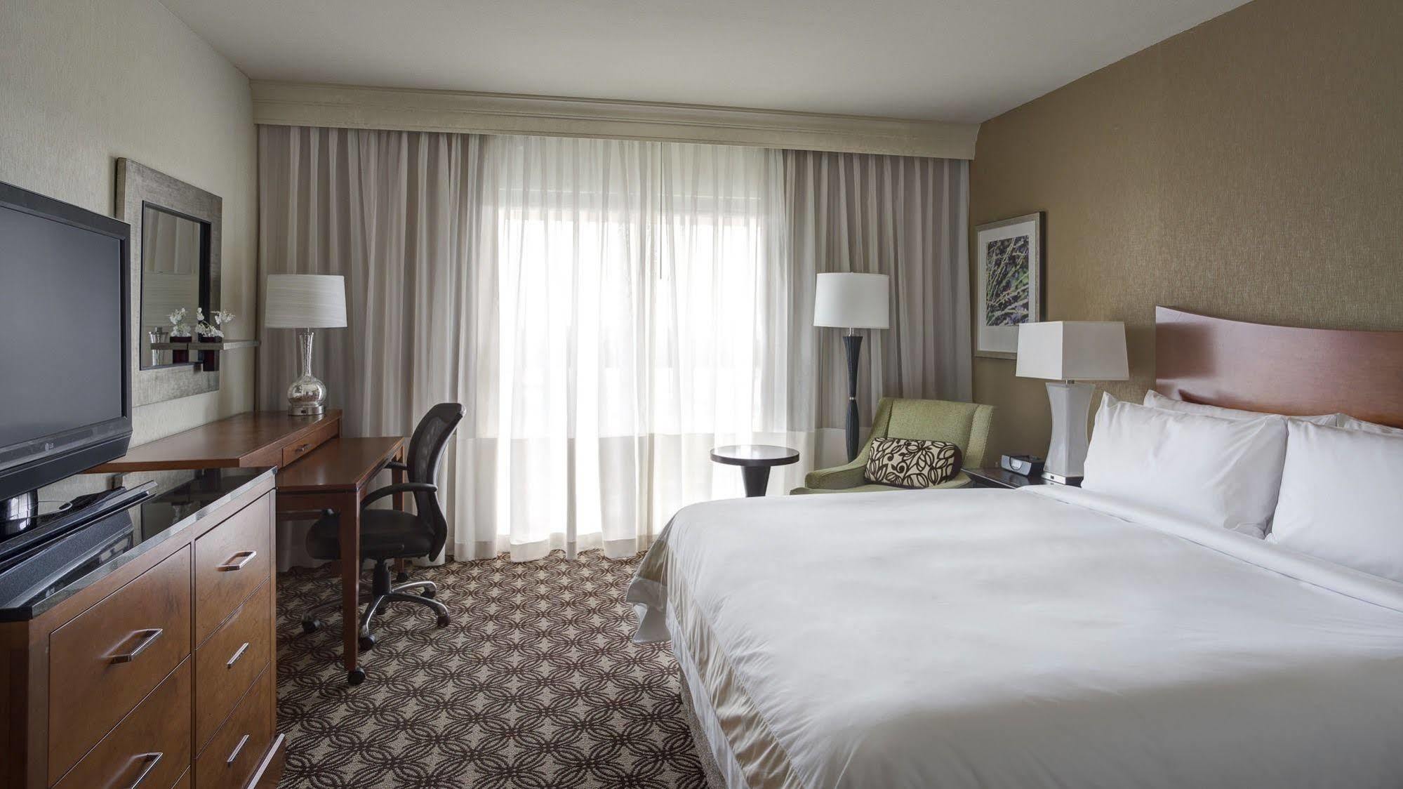 The Woodlands Waterway Marriott Hotel And Convention Center Exterior photo